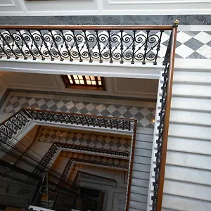 https://harrys-bar-trevi-luxury-apartments-mignanelli.it-romehotels.com
